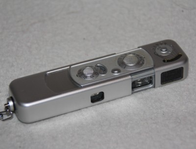 Minox B